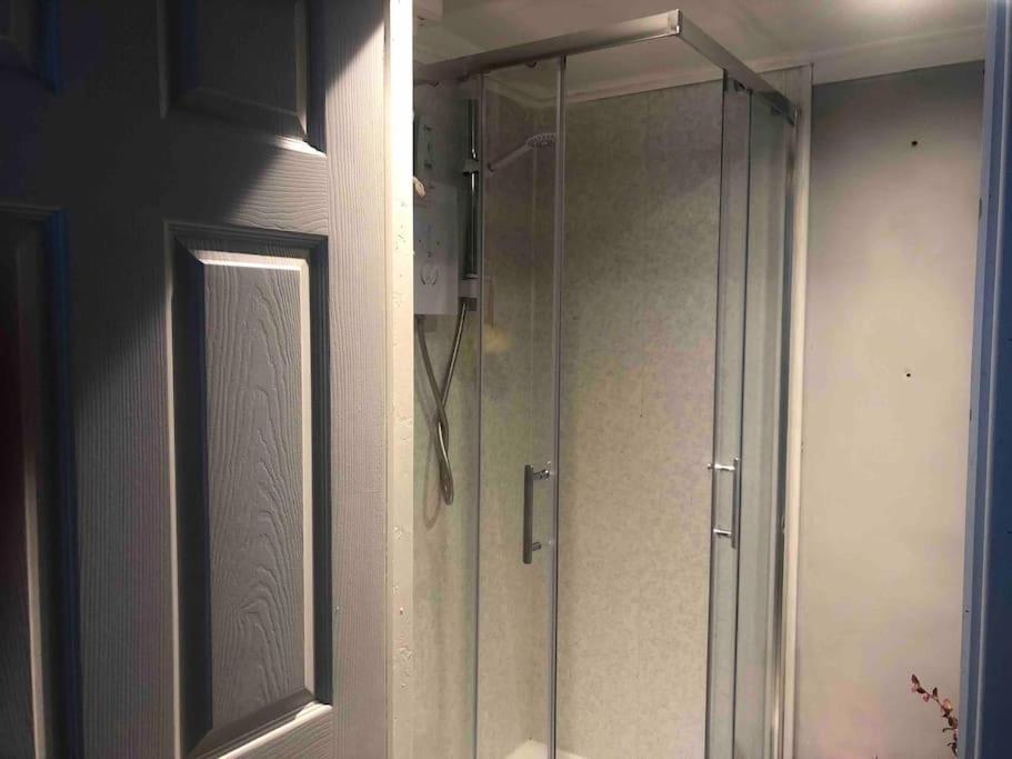 Belfast Private Room, En-Suite & Own Access المظهر الخارجي الصورة