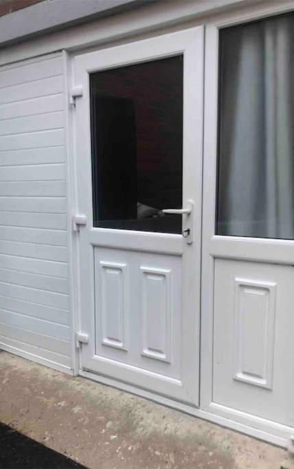 Belfast Private Room, En-Suite & Own Access المظهر الخارجي الصورة